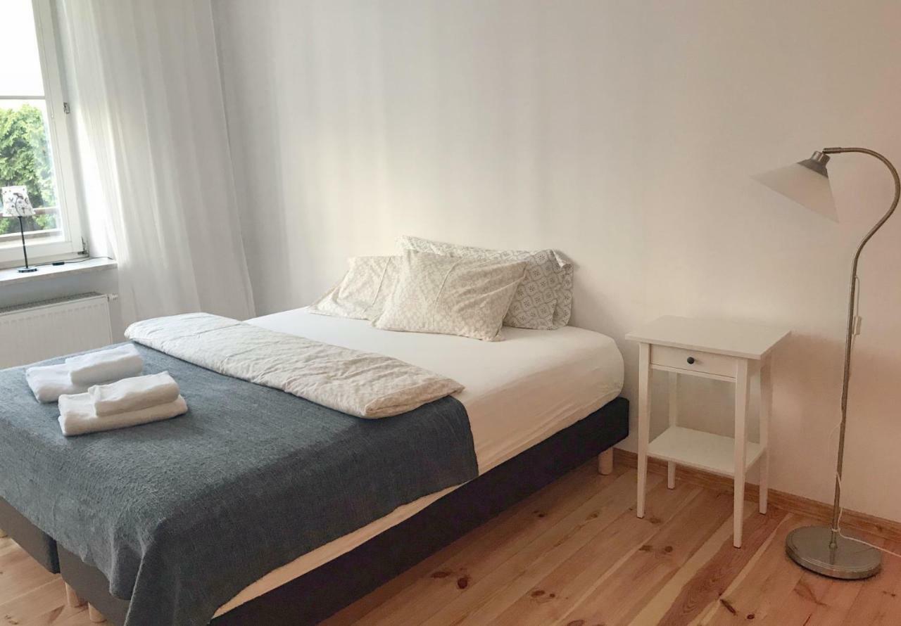 Ken 15 * Warszawa