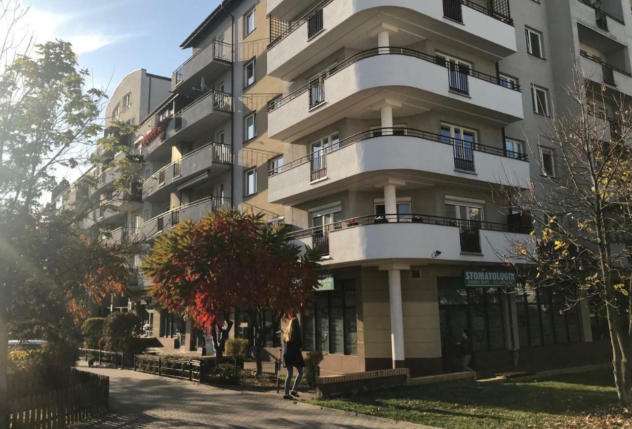 Apartament Ken 15 *